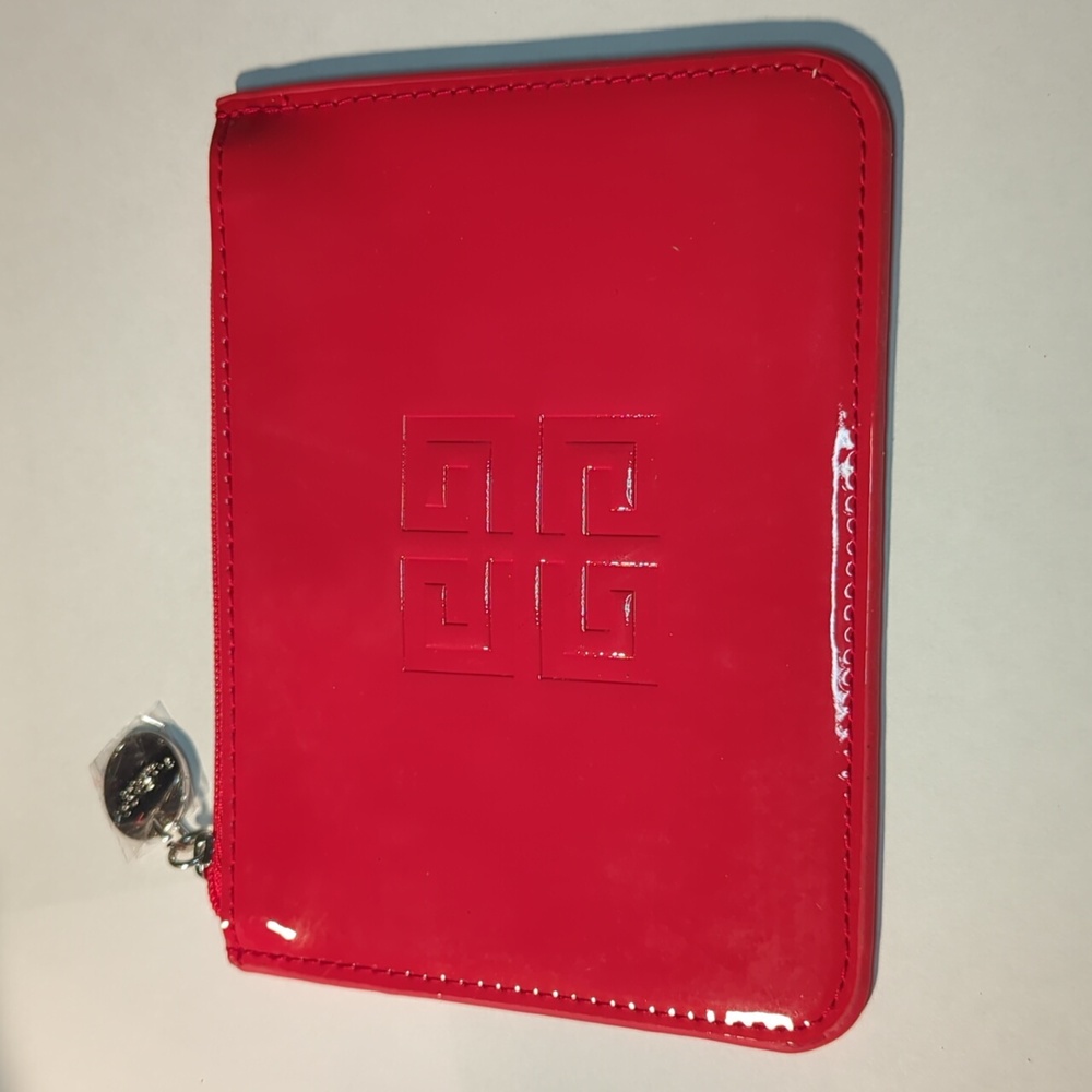GIVENCHY Red Patent Leather Pouch New - Picture 1 of 3